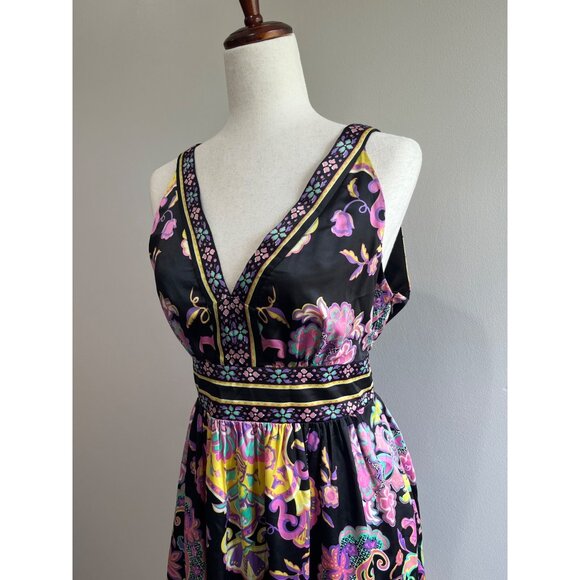 Y2K ICE Satin Sleeveless Fit and Flare Dress Womens 10 Black Floral Print V-Neck - Picture 2 of 6